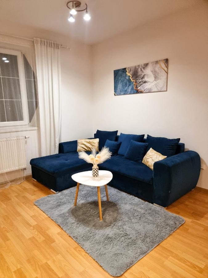 Modern & Cozy Apartment Near Hockey & Football Arena Bratislava Exteriör bild